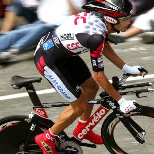 电竞投注平台-库里巅峰对决姆巴佩，利物浦30分钟激战，纪录突破胜负难料！库里与姆巴佩跨界巅峰对决，利物浦激战30分钟创纪录悬念丛生